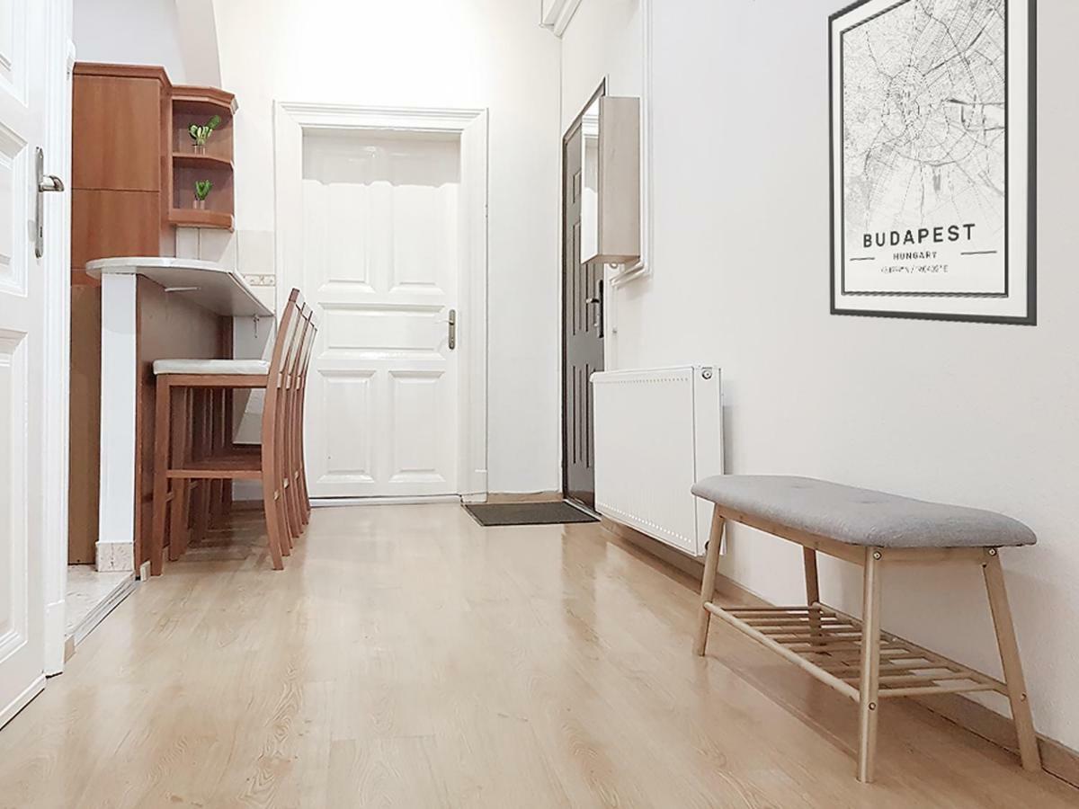 Apartment Akacfa 36 91 Mt 3 Bedroom District 7 *